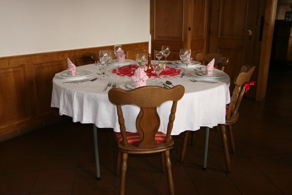 Hotel Lindenhof Rhynern Bagian luar foto