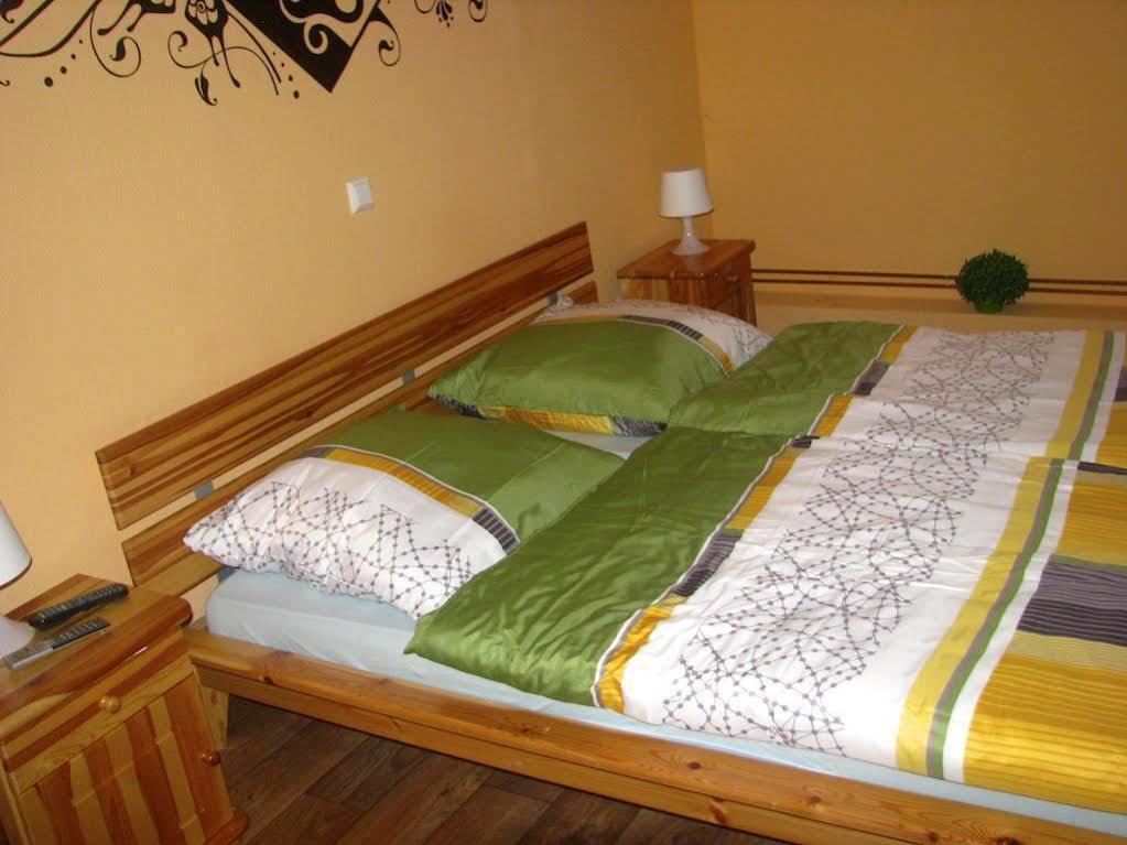 Hotel Lindenhof Rhynern Bagian luar foto