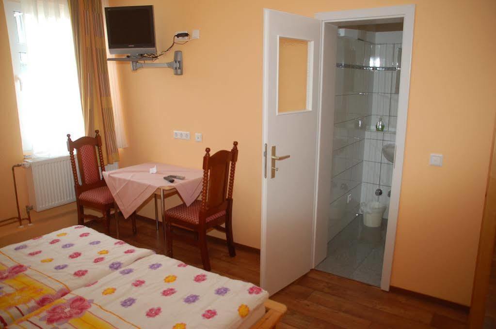 Hotel Lindenhof Rhynern Bagian luar foto